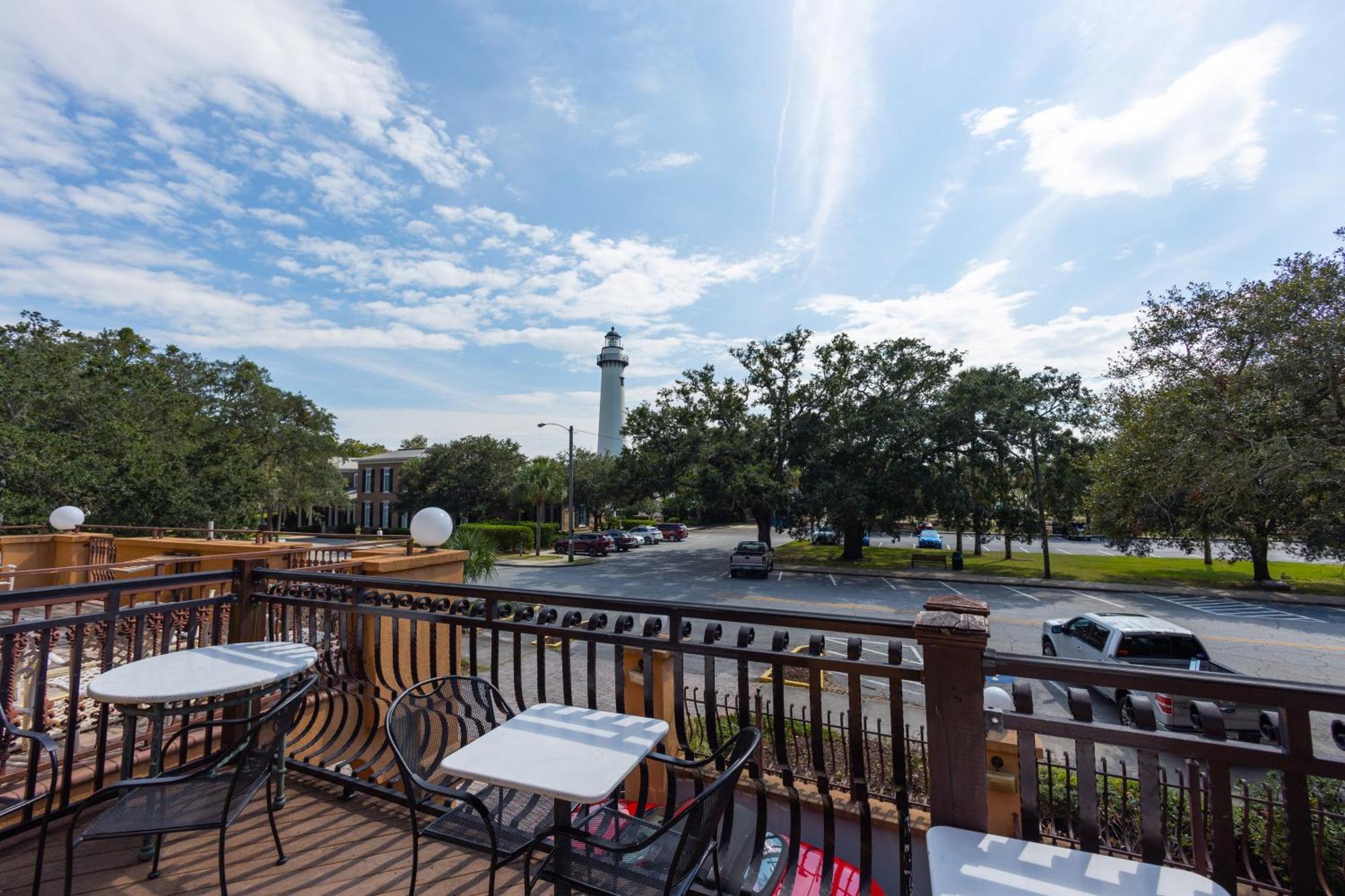 Ocean Inn & Suites St. Simons Island Exterior photo