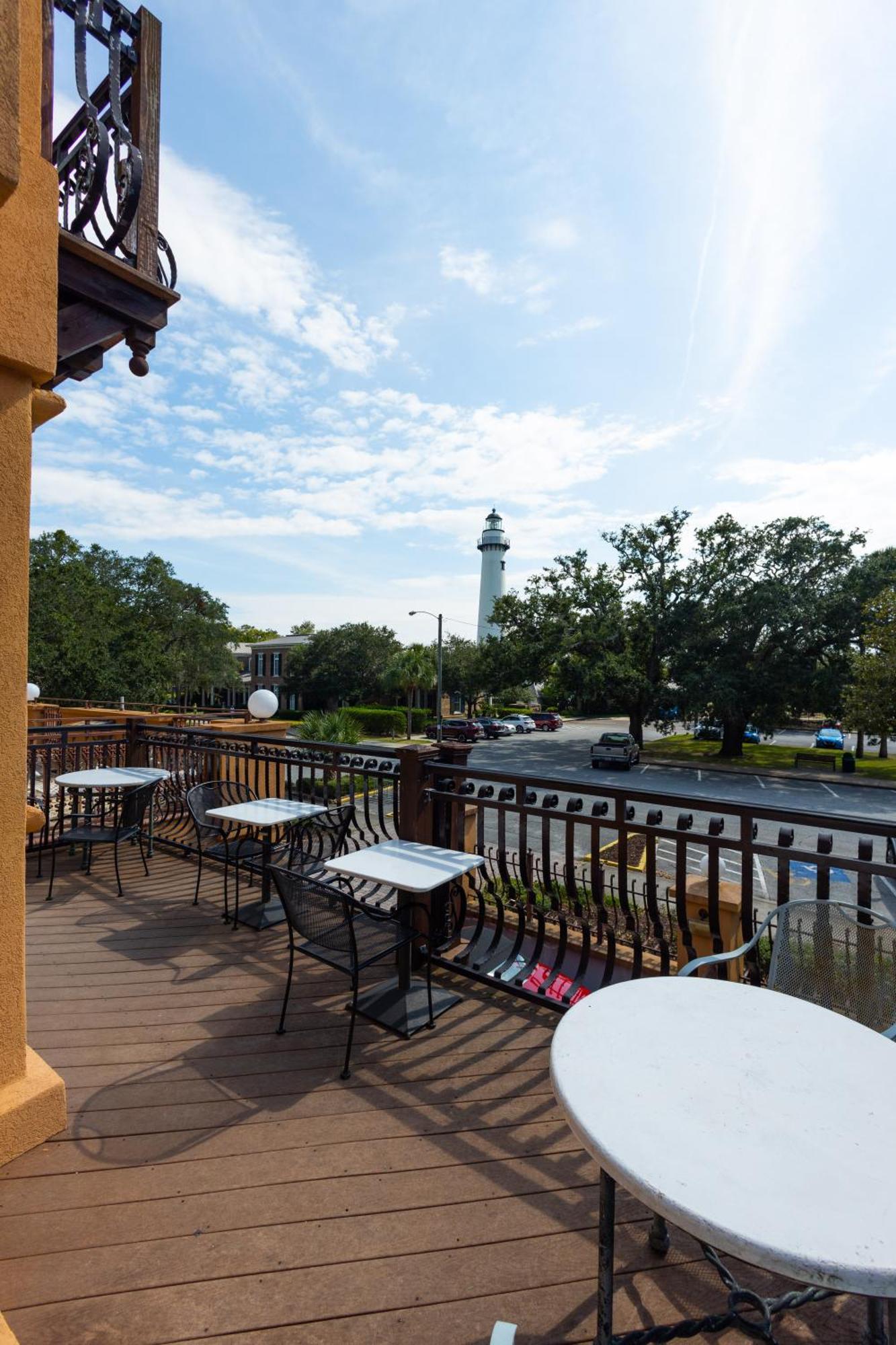 Ocean Inn & Suites St. Simons Island Exterior photo